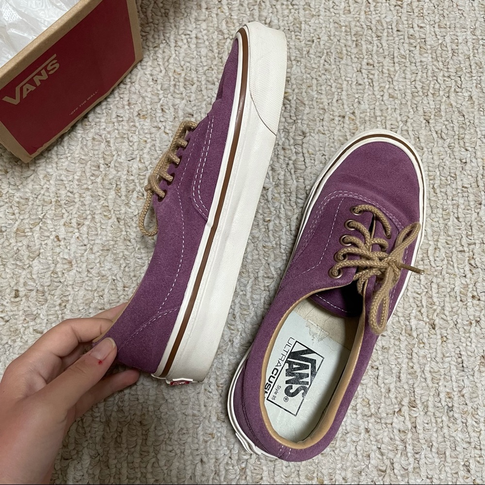 Authentic Vans, Excellent Condition - image 3
